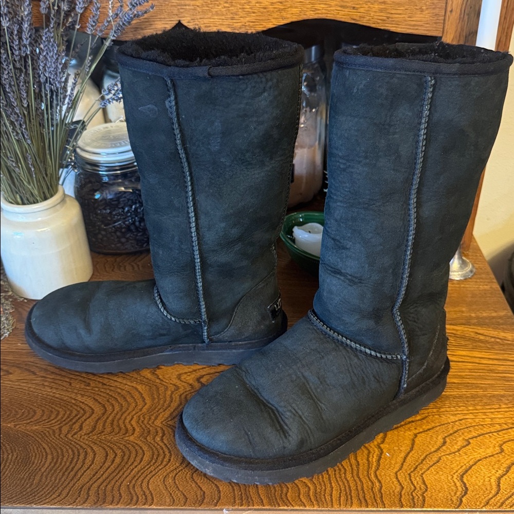 UGG Black Leather & Sheepskin Shearling Tall Boots with fold down option